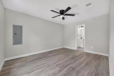 2029 Queen Street, Fort Worth, TX 76103 - Photo 26