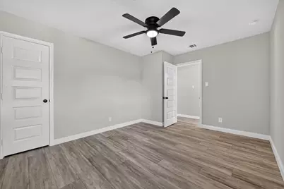 2029 Queen Street, Fort Worth, TX 76103 - Photo 20