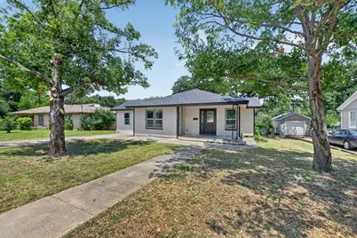 2029 Queen Street, Fort Worth, TX 76103 - Photo 2