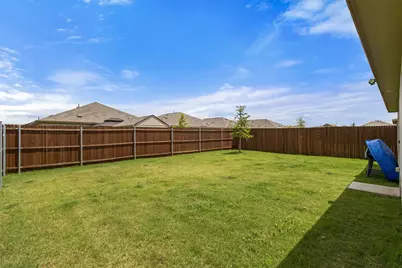 4958 Meadow Glen Drive, Ennis, TX 75119 - Photo 16