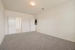1305 Lone Pine Dr, Little Elm, TX 75068 - Photo 6
