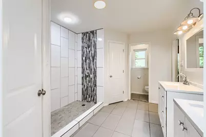 8821 Glen Hollow Drive, Fort Worth, TX 76179 - Photo 20