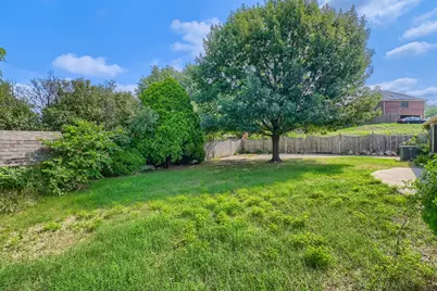 8821 Glen Hollow Drive, Fort Worth, TX 76179 - Photo 4