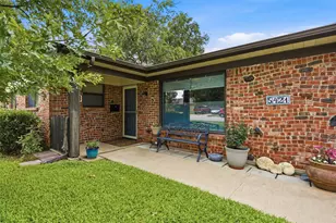 5421 Susan Lee Ln, North Richland Hills, TX 76180 - Photo 2