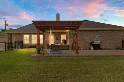 17012 Trailwood Drive, Whitney, TX 76692 - Photo 6