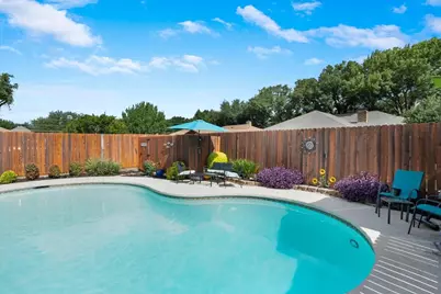 2303 Stone Glen Lane, Carrollton, TX 75007 - Photo 32