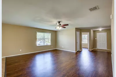 7000 Sylvan Meadows Drive, Fort Worth, TX 76120 - Photo 6