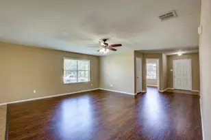 7000 Sylvan Meadows Dr, Fort Worth, TX 76120 - Photo 6