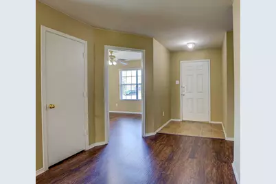 7000 Sylvan Meadows Drive, Fort Worth, TX 76120 - Photo 4