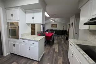 104 Bowie Ln, Hewitt, TX 76643 - Photo 8