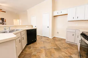 1010 Mediterranean Ave, Midlothian, TX 76065 - Photo 18