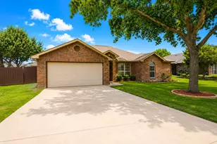 1010 Mediterranean Ave, Midlothian, TX 76065 - Photo 6