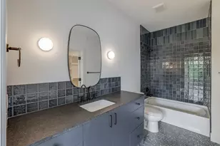 309 W Daggett Ave, Fort Worth, TX 76104 - Photo 10