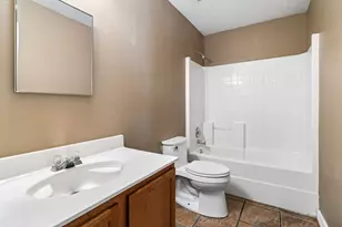 2232 Chestnut Dr, Little Elm, TX 75068 - Photo 10