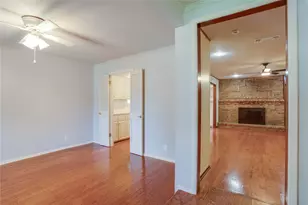 615 Oxford Dr, Sherman, TX 75092 - Photo 4