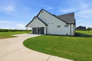 4790 Austin Cir, Sanger, TX 76266 - Photo 34