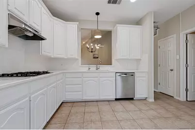 6137 Pebble Creek Drive, North Richland Hills, TX 76180 - Photo 12