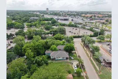 802 E 12th Street, Dallas, TX 75203 - Photo 14
