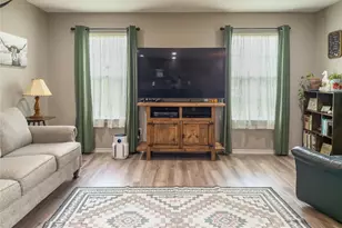 296 Summit Dr, Mineral Wells, TX 76067 - Photo 6
