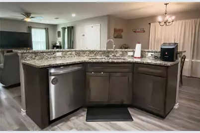 296 Summit Drive, Mineral Wells, TX 76067 - Photo 10