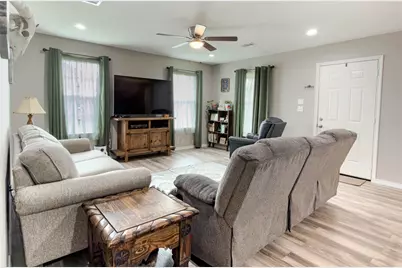 296 Summit Drive, Mineral Wells, TX 76067 - Photo 6