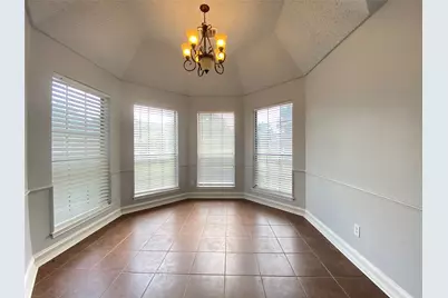 4131 Crossgate Court, Arlington, TX 76016 - Photo 4