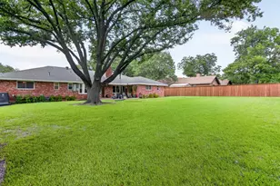 6017 Wonder Dr, Fort Worth, TX 76133 - Photo 32