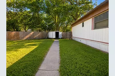 12109 Lunar Lane, Burleson, TX 76028 - Photo 20
