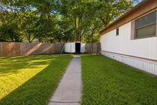 12109 Lunar Ln, Burleson, TX 76028 - Photo 20