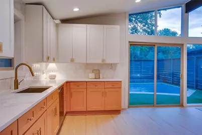 918 Glen Oaks Boulevard, Dallas, TX 75232 - Photo 18