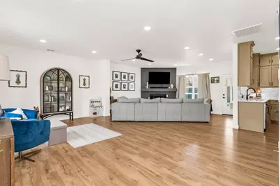 8618 Coventry Drive, Rowlett, TX 75089 - Photo 6