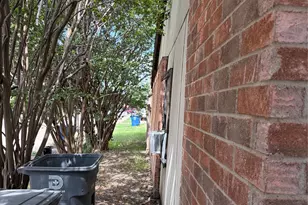 9451 Culberson St, Dallas, TX 75227 - Photo 4