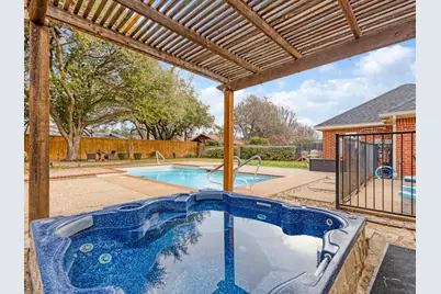 6207 Millwood Court, Arlington, TX 76016 - Photo 2