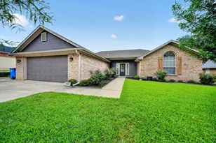 1665 Nottingham Dr, Kaufman, TX 75142 - Photo 1