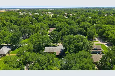 200 W North Street, Aubrey, TX 76227 - Photo 30