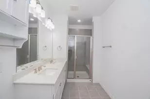 9923 Schramm St, Irving, TX 75063 - Photo 20