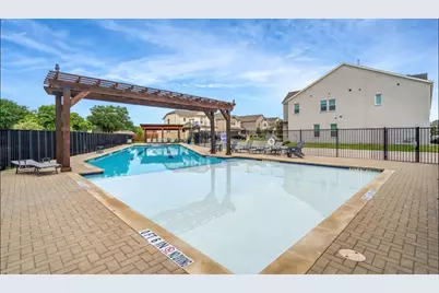9923 Schramm Street, Irving, TX 75063 - Photo 34