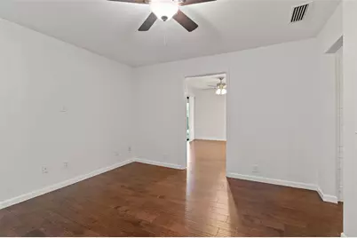 2600 Summertree Drive, Carrollton, TX 75006 - Photo 14