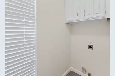 2600 Summertree Drive, Carrollton, TX 75006 - Photo 32