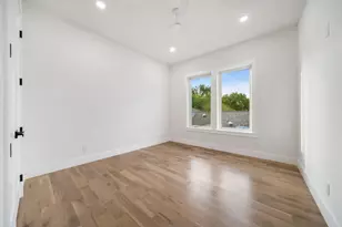 734 Cedar Hill Ave, Dallas, TX 75208 - Photo 16