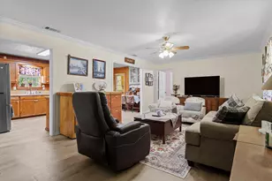 236 Circle Dr, Point, TX 75472 - Photo 6