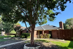 979 Mauve Dr, Lewisville, TX 75067 - Photo 1
