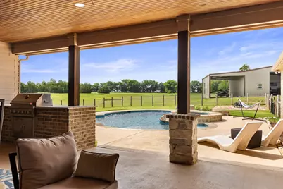 723 W Lee Avenue, Whitney, TX 76692 - Photo 16