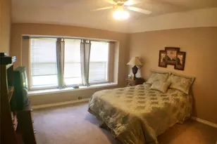 5912 Meadowglen Dr, Denton, TX 76226 - Photo 14