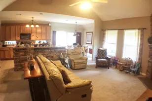 5912 Meadowglen Dr, Denton, TX 76226 - Photo 10