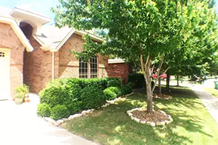 5912 Meadowglen Dr, Denton, TX 76226 - Photo 2
