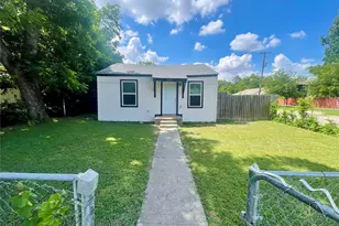 1733 Greenfield Ave, Fort Worth, TX 76102 - Photo 1