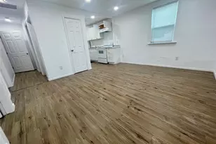1733 Greenfield Ave, Fort Worth, TX 76102 - Photo 2