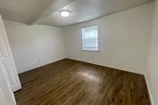 1733 Greenfield Ave, Fort Worth, TX 76102 - Photo 4