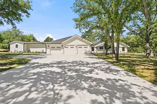 1459 Darren Dr, Stephenville, TX 76401 - Photo 4